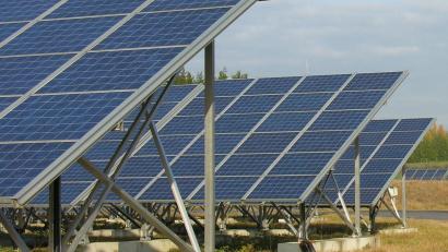 Archivbild: bö
Im Umfeld von Schwarzenfeld wurden geeignete Vorrangflächen für Freiflächenphotovoltaikanlagen ermittelt.