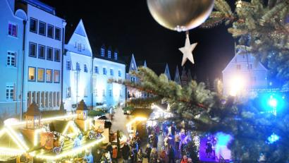 Archivbild: Gabi Schönberger
Der Christkindlmarkt in Weiden ist einer der größten der Region. Unsere Übersicht soll aber auch auf kleinere Märkte aufmerksam machen.