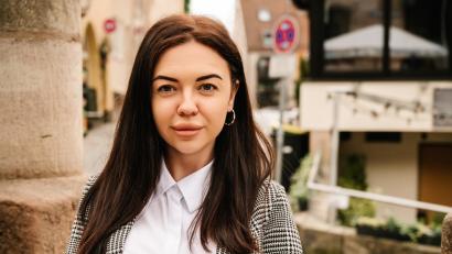 Bild: Kateryna Danylova/exb
Mit ihrer Kamera fängt Kateryna Danylova aus der Ukraine bei Hochzeits- oder Familienshootings am liebsten „echte Emotionen“ ein.