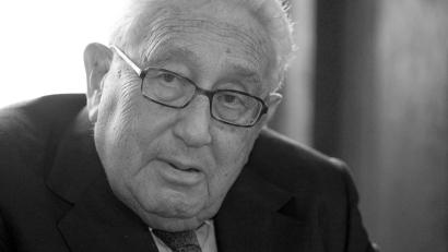 Bild: Daniel Karmann/dpa
Der ehemalige US-Außenminister Henry Kissinger starb im Alter von 100 Jahren in seinem Zuhause im Bundesstaat Connecticut.