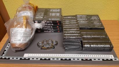 Bild: Bundespolizei Waldsassen/exb
Die nun sichergestellte Fracht hatte einen Sprengstoffanteil von 2,5 Kilogramm.