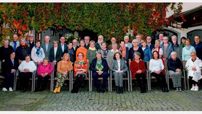 Bild: Fotostudio Waldsassen/exb
Zu einem Klassentreffen kamen die einstigen Schüler des Jahrgangs 1951/52 in Waldsassen zusammen.