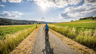 Bild: Thomas Kujat/exb
Der Radlersonntag wird 2024 vom Bayerisch-Böhmischen Freundschaftsweg auf den ganzen Oberpfälzer Wald ausgeweitet.