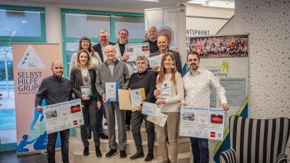 Bild: Michael Golinski
„Wir sagen Danke für Ihr Engagement.“ Oberbürgermeister Michael Cerny (Vierter von links) und die Vertreter der Freiwilligenagentur, des Cineplex Amberg sowie der Stadtwerke Amberg.