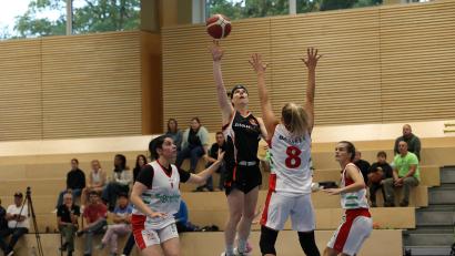 Archivbild: Tobias Schwarzmeier
Trotz des überzeugenden Derbysiegs will das Team von Chris Sardgon vor dem Spiel gegen Würzburg im generellen Offensiv-Verhalten noch nachbessern.