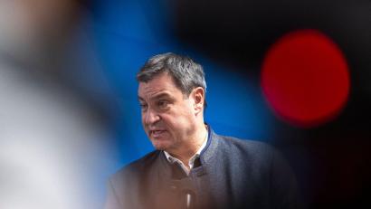 Bild: Peter Kneffel/dpa
Markus Söder (CSU), Ministerpräsident von Bayern: „Für Bayern kann ich sagen: mit uns wird es kein verpflichtendes Gendern geben.“