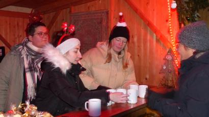 Bild: hme
Viel Glühwein ging über die Theke.