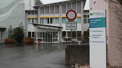 Bild: fks
Die Steinwaldklinik Erbendorf wird geschlossen. Die Kliniken Nordoberpfalz AG strukturiert um.