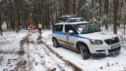 Bild: Margit Güll/exb
Wenn ein Unfall im unwegsamen Gelände geschieht, ist die Bergwacht zuständig - wie zum Beispiel vor Kurzem, als eine Reiterin im Wald gestürzt ist.