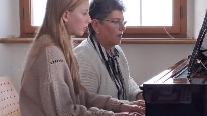 Bild: pop
Greta Rogenhofer und Elena Lichtmann am Klavier.