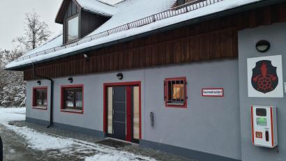 Bild: sne
Die Stadt lässt die Sanitäranlagen im Feuerwehrhaus in Hütten sanieren.