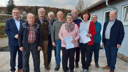 Bild: Cornelia Schanderl/exb
Mitgliederehrung beim OGV Ammersricht (von links): Bürgermeister Martin Preuß, Josef Schmid, Peter Danzer, Georg Küspert, Josef Schanderl, Maria Schwab, Peter Eckl, Barbara Wombacher, Johanna Ibler und Vorsitzender Alfons Bauer.