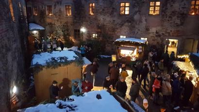 Bild: gi
Der Schlosshof strahlte weihnachtliches Flair aus.
