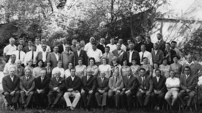 Bild: Stadtarchiv Sulzbach-Rosenberg
Bürgermeister Hans Göth (sitzend, Fünfter von links) im Jahr 1969 mit der Stadtverwaltung; Gerd Geismann (dritte Reihe, Zweiter von links).