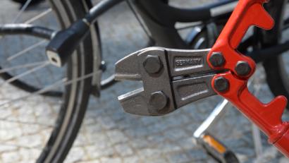 Symbolbild: Andrea Warnecke /dpa
In Schwarzenbach hat ein Unbekannter ein Fahrrad entwendet, obwohl es mit einem Schloss gesichert war.