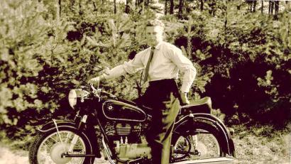 Archivbild: Familie Schwager/exb
Adolf Schwager kam als Kind aus dem Egerland nach Edelsfeld. Seine Erinnerungen erzählte er für die "Edelsfelder Geschichten". 2023 ist er im Alter von 85 Jahren gestorben.