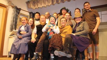 Bild: nag
Bestens gelaunt sind die Akteure von der Theatergruppe der Kolpingsfamilie Schnaittenbach. Nach mehrjähriger Pause geht es endlich wieder auf die Bühne.