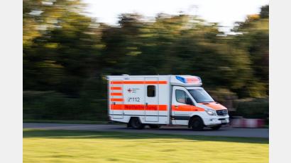 Symbolbild: Fernando Gutierrez-Juarez /dpa
Auf der A9 bei Bayreuth gab es nach einem Unfall zwei Verletzte.