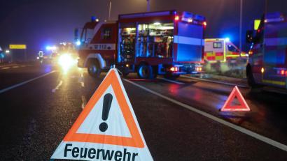 Bild: Wolfgang Steinbacher
Bei einem Verkehrsunfall bei Poppenricht wurden am Montagabend, 18. Dezember, vier Personen leicht und eine Person mittelschwer verletzt.