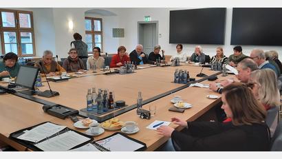 Bild: Anja Dubrowski/Seniorenfachstelle/exb
Die Seniorenbeauftragten und Quartiersmanager der Städte, Märkte und Gemeinden im Landkreis Tirschenreuth.