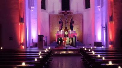 Bild: Kolpingsfamilie Falkenberg/exb
Die Kolpingsfamilie bot einen "Raum der Stille" in der Pfarrkirche in Falkenberg.