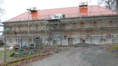 Bild: pi
Der Umbau des ehemaligen Forstamtes Vohenstrauß soll 2024 abgeschlossen werden.
