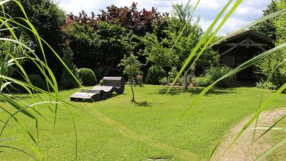 Archivbild: Kreisverband für Gartenbau und Landespflege Tirschenreuth/exb
Der Kreislehrgarten ist als Naherholungsgebiet eine gute Adresse, aber auch für die Umweltbildung wichtig. Von April bis Ende Oktober ist er für die Allgemeinheit zugänglich.