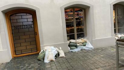 Bild: ass
In Amberg liegen die Sandsäcke bereit.