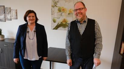 Bild: Hubert Uschald
Daniela Berschneider und Sebastian Freyer sind im neuen EUTB-Beratungsbüro in Sulzbach-Rosenberg tätig.