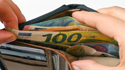 Symbolbild: Patrick Pleul/dpa-Zentralbild/Illustration
Auch in schwierigen Zeiten spenden die Menschen im Landkreis Amberg-Sulzbach.