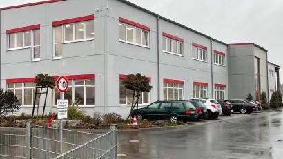 Bild: Oberpfalz-Medien
Was ist los bei "Trio Metall und Design"? Der Betrieb aus Luhe-Wildenau hat Insolvenz angemeldet. Mitarbeiter klagen über ausbleibende Löhne. Das Unternehmen schweigt.