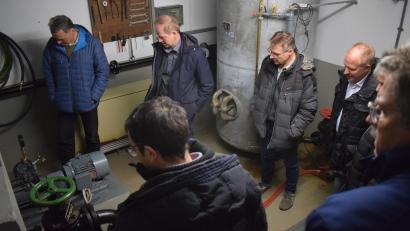 Bild: bnr
Die Anlagentechnik im Druckerhöhungspumpwerk in Kemnath ist völlig veraltet und muss erneuert werden.