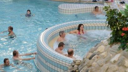 Archivbild: Petra Hartl
Im Kurfürstenbad Amberg blubbert derzeit in den Whirlpools das Wasser nicht. Die Sprudelfunktion ist außer Kraft.