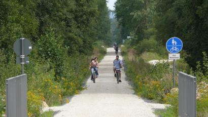 Archivbild: tr
Bei den touristisch genutzten Radwegen sieht der Landkreis wenig Handlungsbedarf. Hier gibt es bereits ein gutes Netz. Einer der beliebtesten Radwege ist der Vizinalbahnradweg zwischen Bärnau, Tirschenreuth und Wiesau.