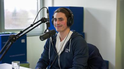 Bild: Franka Eichl
Youngster Daniel Bruch von den Blue Devils Weiden war in der neuen Folge des "Powerplay"-Podcasts zu Gast.
