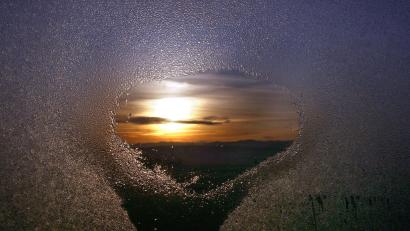 Symbolbild: Karl-Josef Hildenbrand
In der Oberpfalz schneit es in trockener Frostluft kaum, oft scheint sogar hübsch die Sonne.