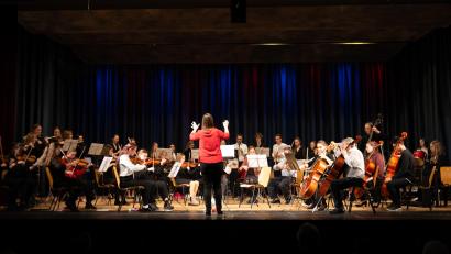 Bild: Kevin Dinh/exb
Das Stiftland-Gymnasium gab im Kettelerhaus ein beeindruckendes Weihnachtskonzert.
