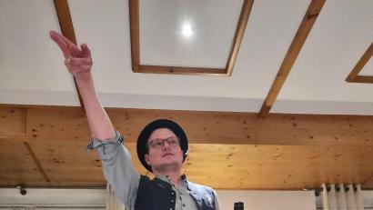 Bild: koa
Matthias Tafelmeier ist einer der beiden Versteigerer.