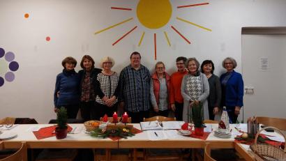 Bild: Giehl/exb
Martina Mewes (Vierte von links) ist die neue Vorsitzende des Katholischen Frauenbunds Windischeschenbach.