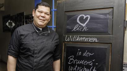 Bild: Hösamer
Hayssam Darouiche ist der neue Wirt der Brauereiwirtschaft Fronberg. Er hat das Traditions-Gasthaus vom Kirwaverein gepachtet.