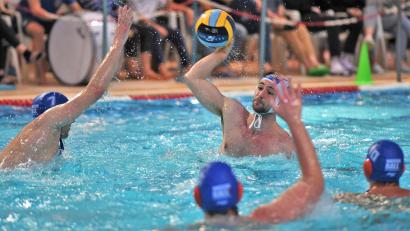 Bild: Büttner, Gerhard
Louis Brunner (am Ball) geht künfig in Österreich auf Torejagd.