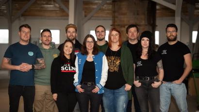 Bild: Alexander Schön/exb
Neuwahlen gab es bei „Save the Scene“. Im Bild (von links) Christian Fischer, Daniel Reinl, Lena Spitzl, Christoph Schmid, Verena Schicker, Florian Lang, Lisa Rosner, Stefan Meyer, Stefanie Stingl und Florian Zimmert.