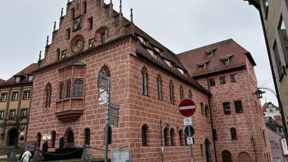 Bild: Andreas Royer
Im Stimmbezirk 4 im Rathaus herrschte am Sonntag zwar reger Betrieb, aber insgesamt konnte das Wahlamt bis 13 Uhr nur eine Wahlbeteiligung von 30 Prozent vermelden.,