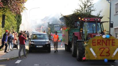 Archivbild: fks
Grüne an den Galgen? Beim Kirwa-Umzug im September in Erbendorf sorgte ein Wagen für Gesprächsstoff bei den Grünen.