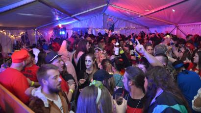 Archivbild: ak
Es ist die Kultveranstaltung im Kemnather Land: Lisl's Weiberfasching auf dem Gelände des SV Kulmain.