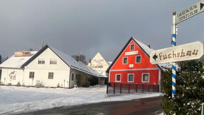Bild: ck
Im Landhotel Fuchsbau in Braunetsrieth wird das Gasthaus zu einer Ferienwohnung und einem weiteren Hotelzimmer umgebaut.