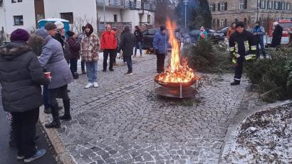 Bild: soj/exb
Zum Christbaumverbrennen hatte die Junge Union Ebnath eingeladen.