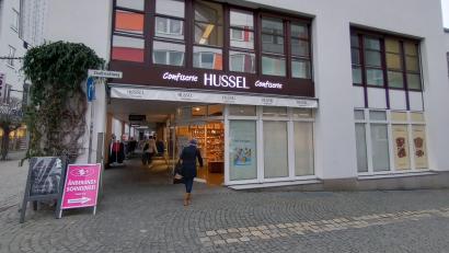 Bild: shl
Nach 40 Jahren verabschiedet sich das Schokoladen- und Pralinen-Geschäft Hussel aus Weiden.