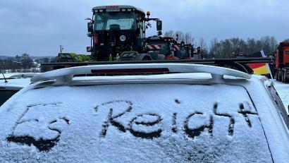 Bild: Gabi Schönberger
Am Freitag kommt es in Zeßmannsrieth zu einer größeren Demonstration. Es soll gezeigt werden, dass nicht nur die Landwirte große Probleme haben, sondern der gesamte Mittelstand.