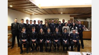 Bild: Norbert Friedl/exb
Ehrungen und Beförderungen stehen bei der Jahreshauptversammlung der Feuerwehr Oberköblitz im Mittelpunkt.